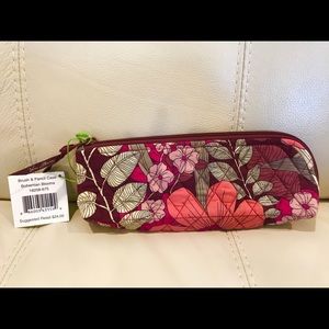 BNWT Vera Bradley Brush and Pencil Case